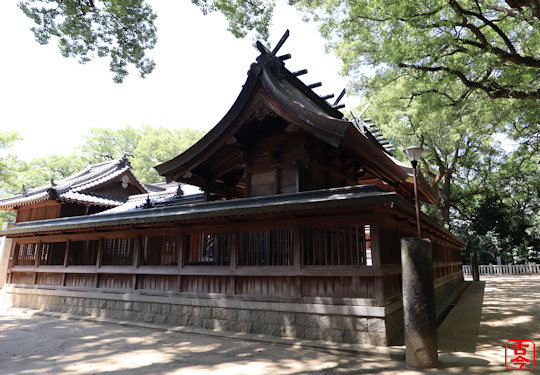 伊与八幡神社本殿